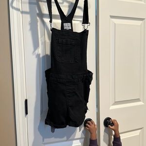 Overall shorts